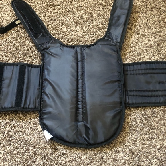 Brand New Dog Lifejacket - Picture 3 of 5